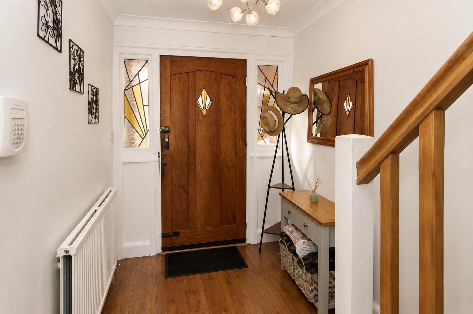 4 bed property in Banstead Road, Carshalton